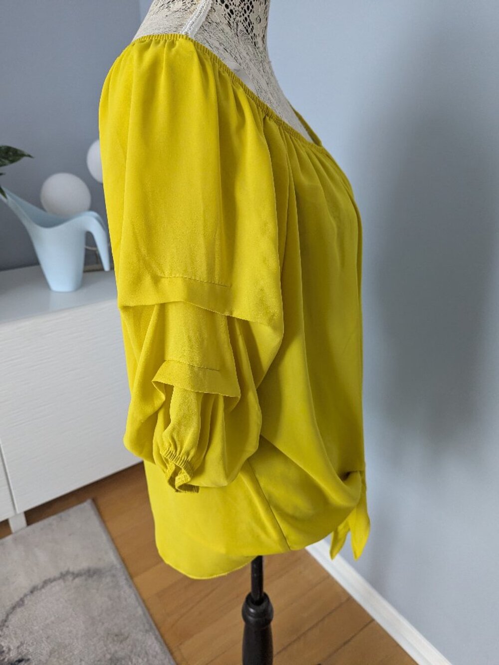 Joseph Ribkoff blouse - Picture 4 of 6